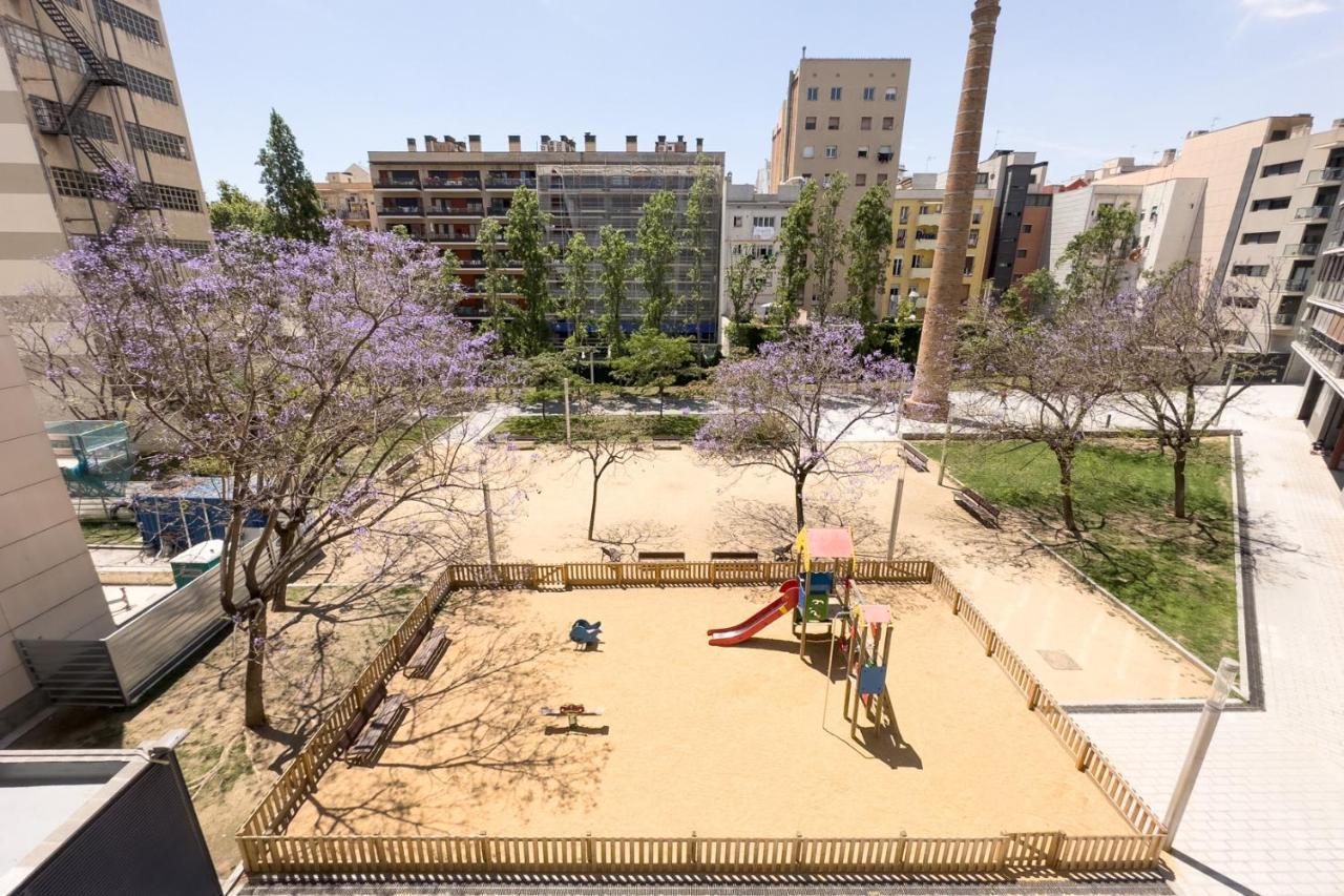 The Lonely Chimney Apartments Barcelona Ngoại thất bức ảnh