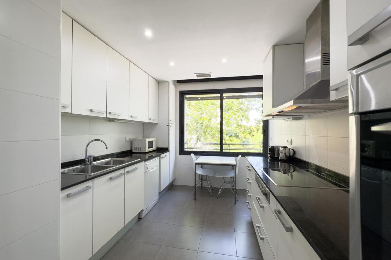 The Lonely Chimney Apartments Barcelona Ngoại thất bức ảnh