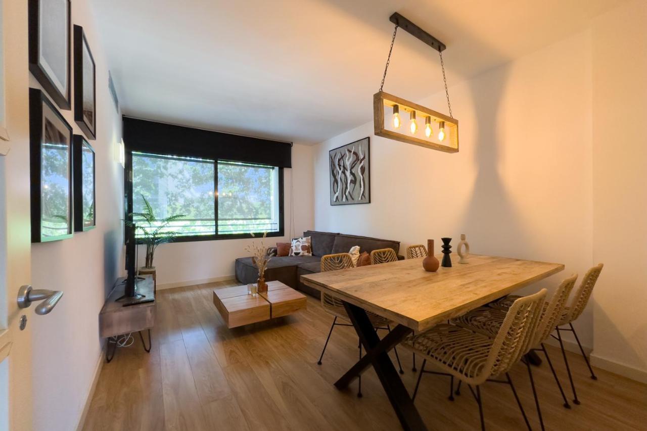 The Lonely Chimney Apartments Barcelona Ngoại thất bức ảnh