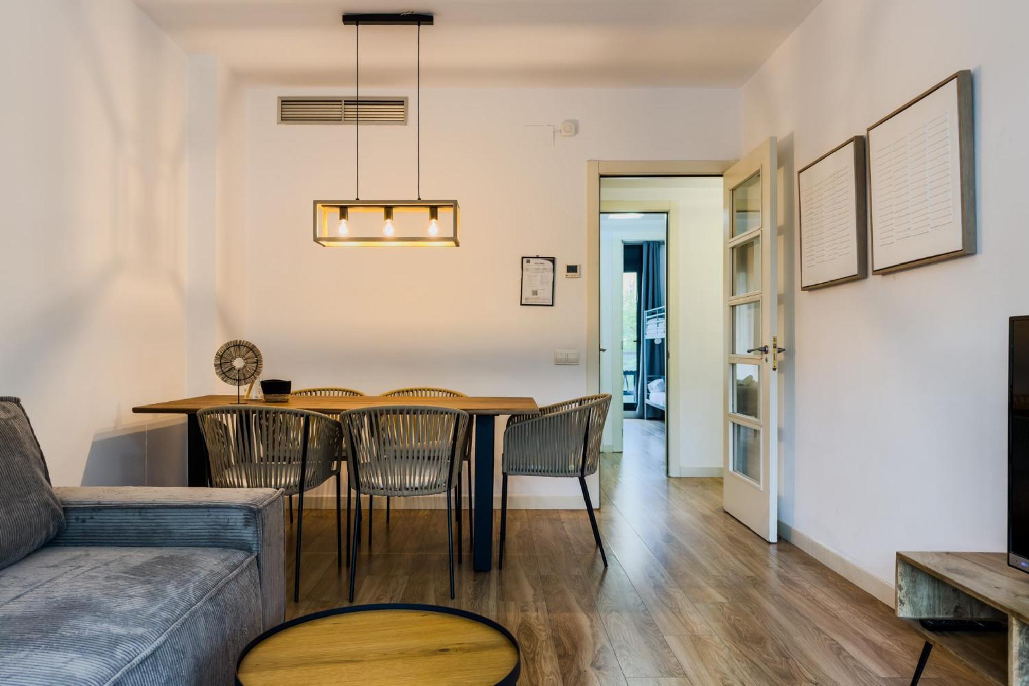 The Lonely Chimney Apartments Barcelona Ngoại thất bức ảnh