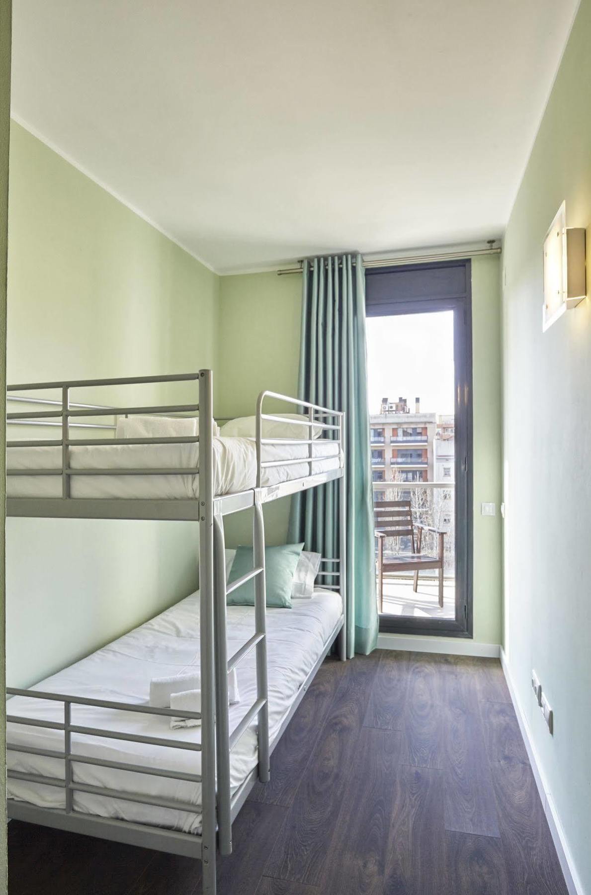 The Lonely Chimney Apartments Barcelona Ngoại thất bức ảnh